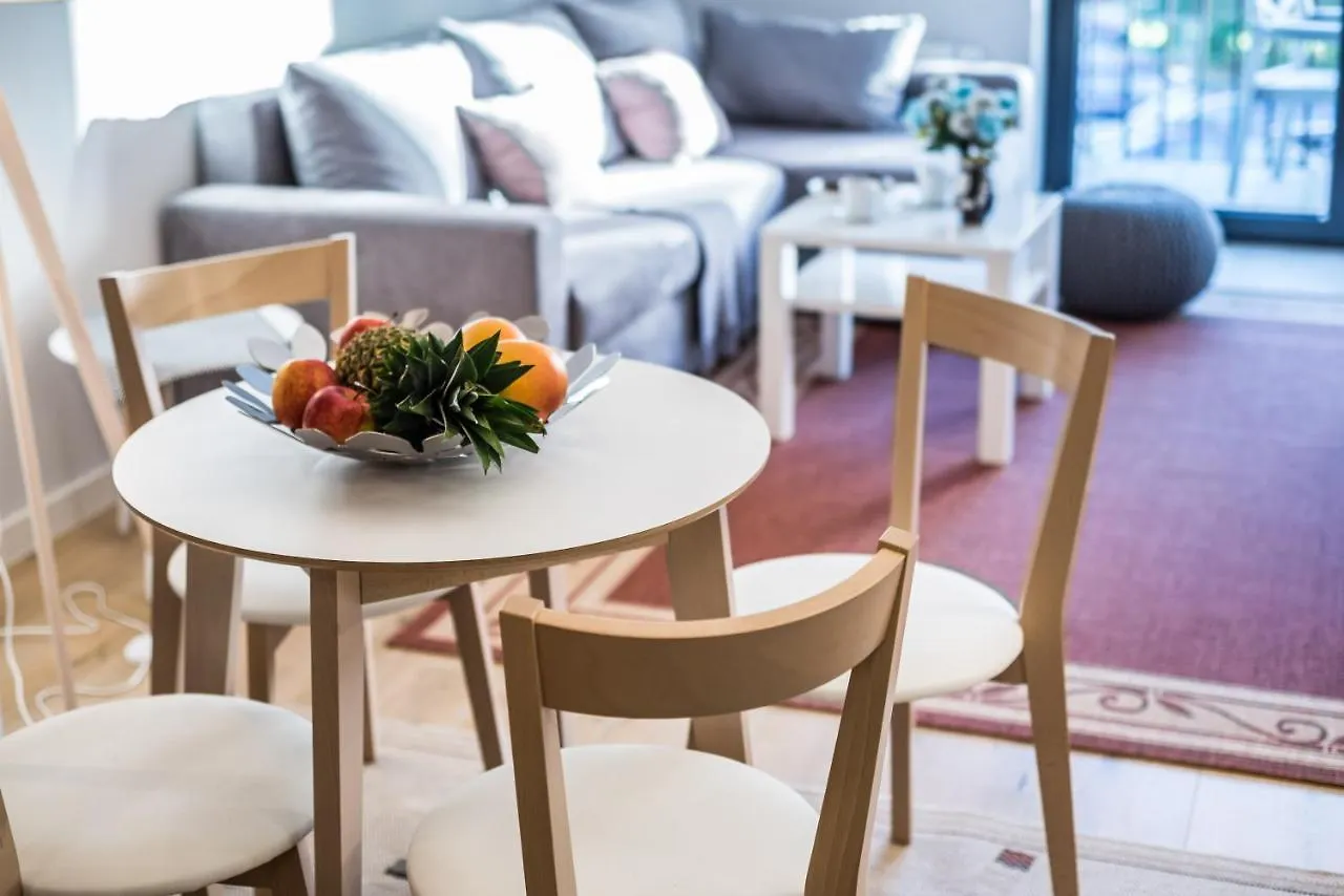 Rent Like Home - Apartamenty Kolo Brzegu II & Mini Spa Kolobrzeg
